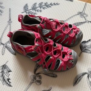 Keen hot pink water sandals